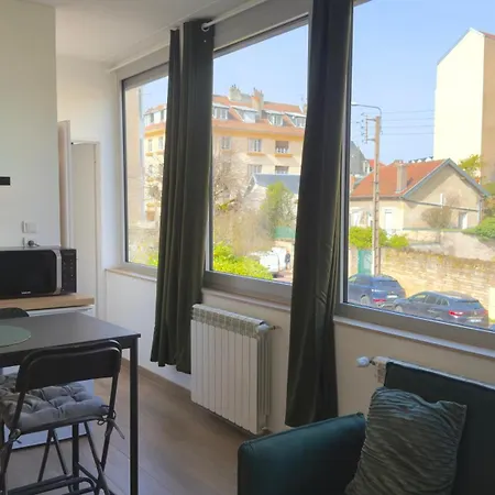 Le Talant - Gare - 2 Voyageurs * Dijon