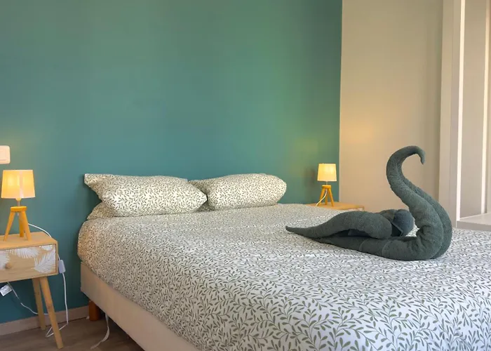 Le Talant - Gare - 2 Voyageurs דיז'ון